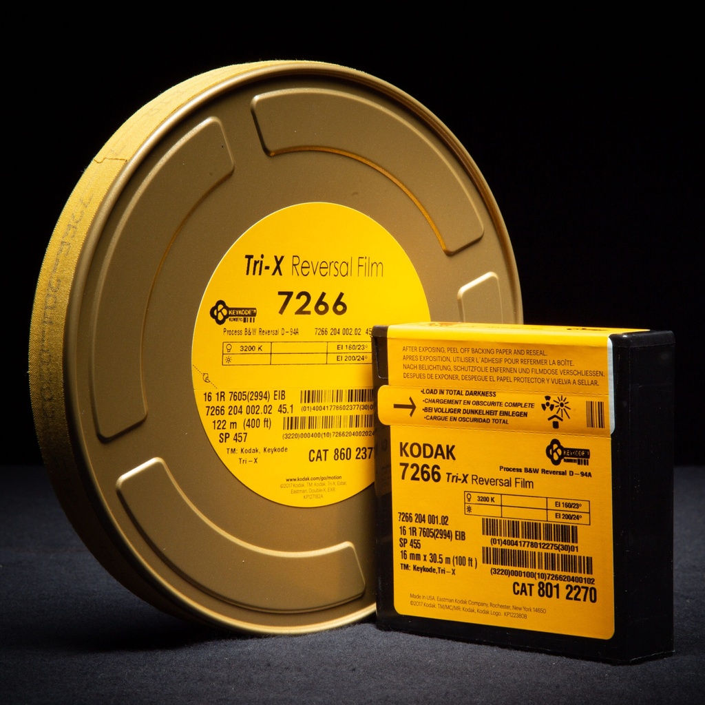 KODAK TRI-X - 7266 - 16mm | Helsinki Film & Gear